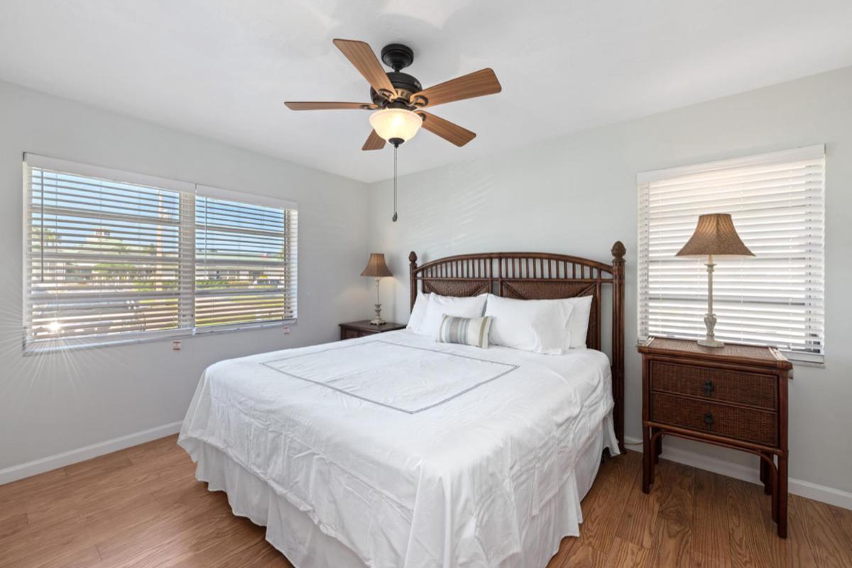 ליבוניה Elevated 955 - Spacious Family Riverfront Home 4 Bedrooms מראה חיצוני תמונה
